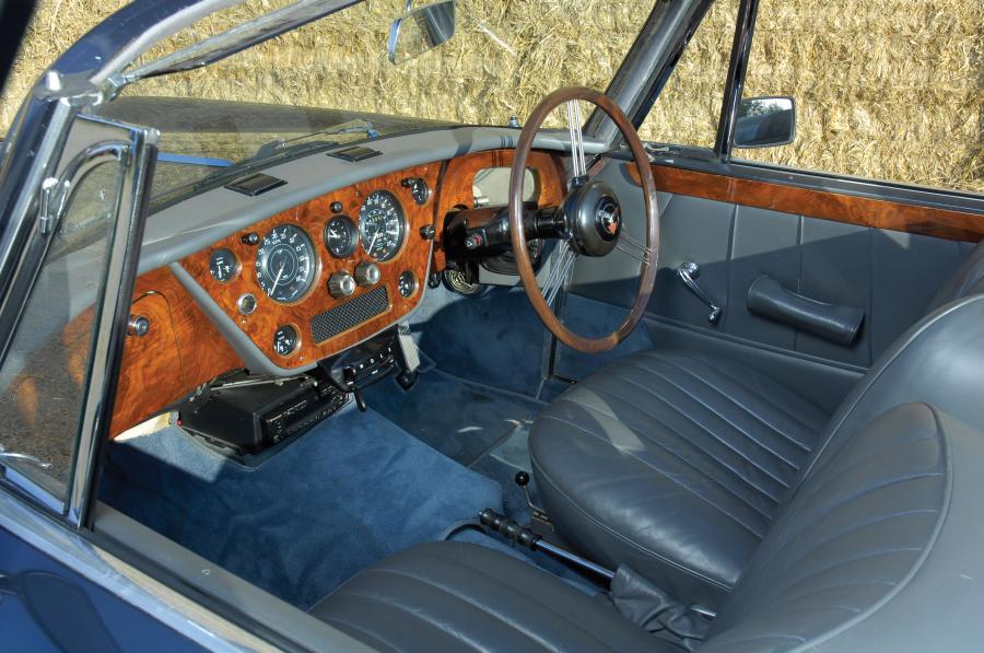 Торпедо Alvis TE21 Drophead Coupe 1964 года  (фото 5 из 7)
